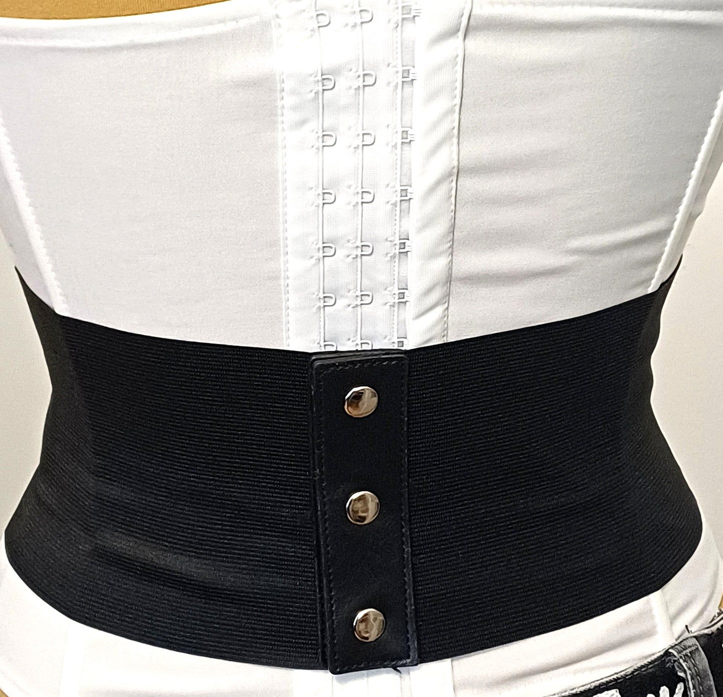 Corsetto Underbust Nero con Fibbie - Gotico