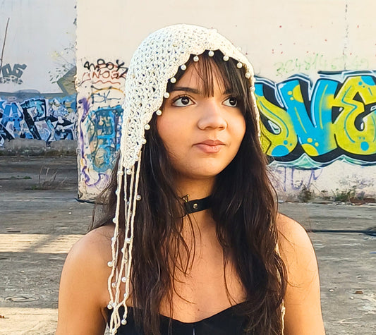 Cappello uncinetto con perle – vista frontale
