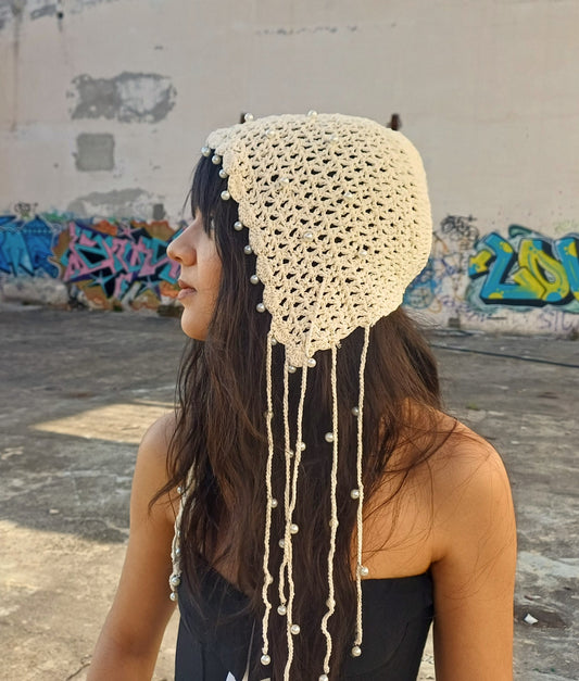 Cappello Uncinetto con Perle