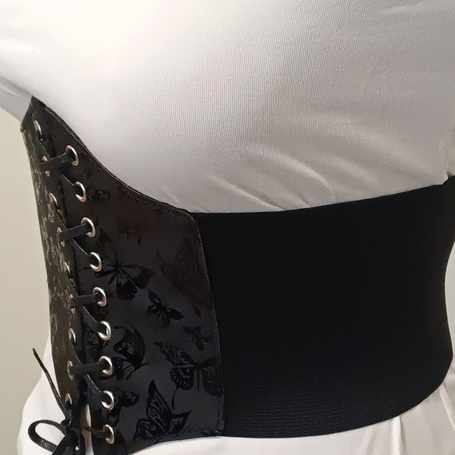 Corsetto Cintura in similpelle Nera con Farfalle